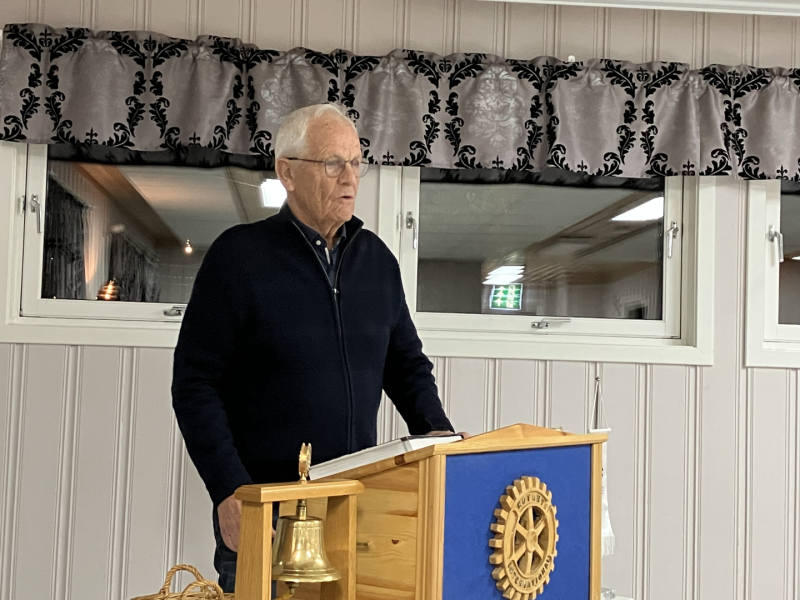 Sverre Holm om andre verdenskrig lokalt.